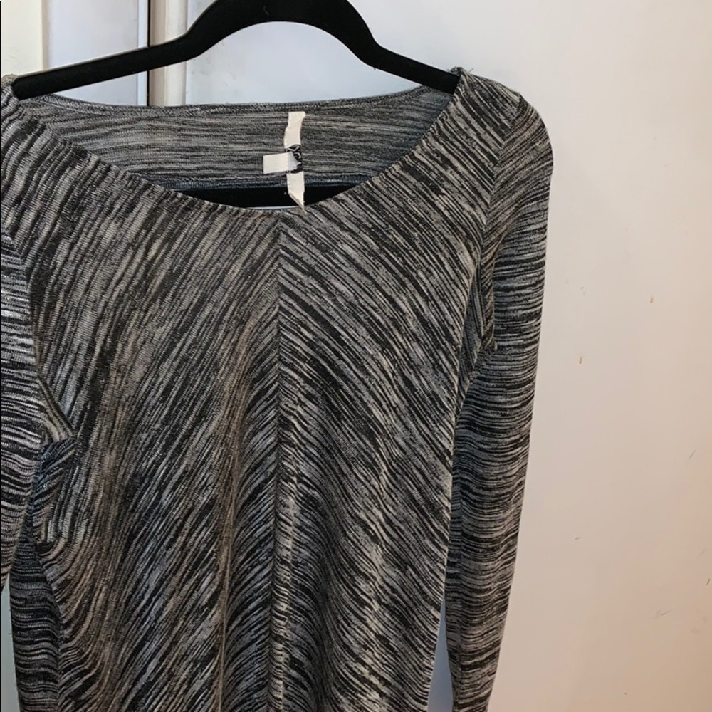 Jack cut out back Flowy top. Size XS Jack top